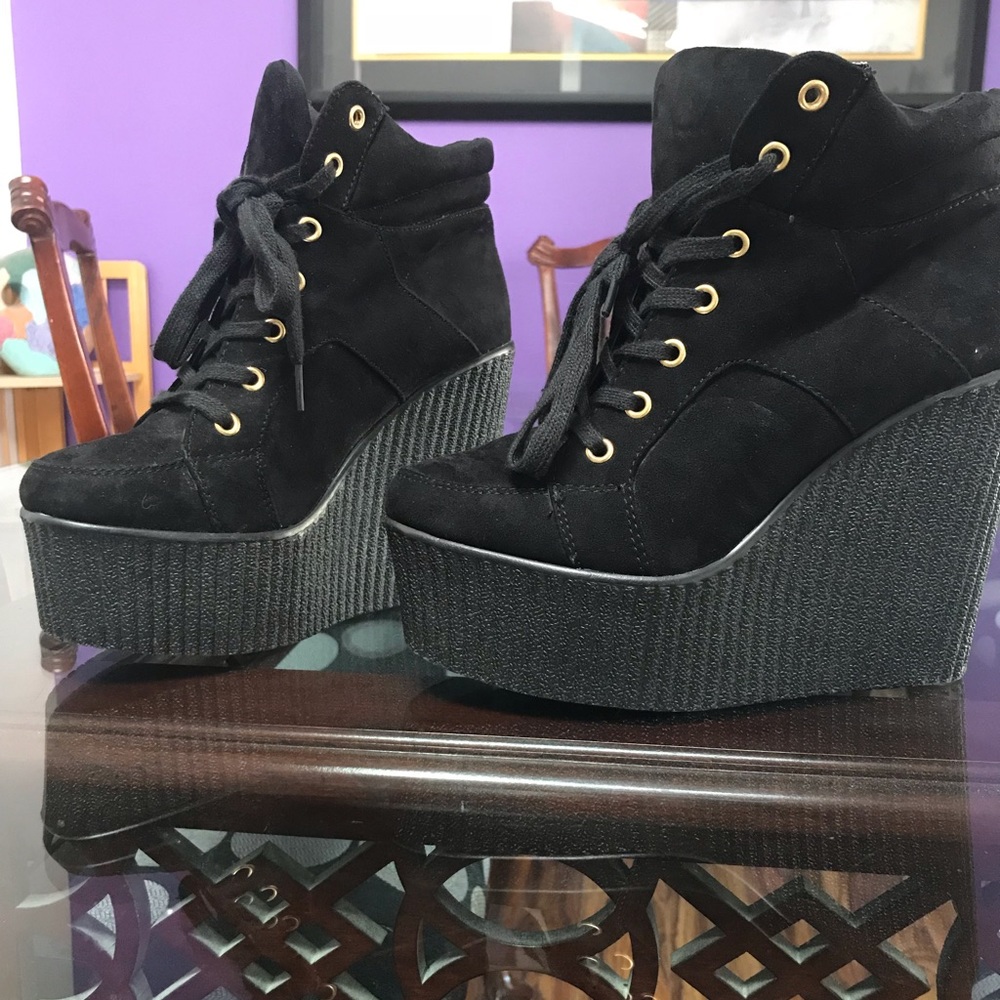 Black lace up platform wedges